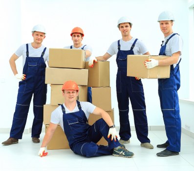 Removal van serving Wennington and nearby areas