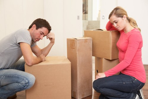 Closing a complaint after fair resolution in a man with van service